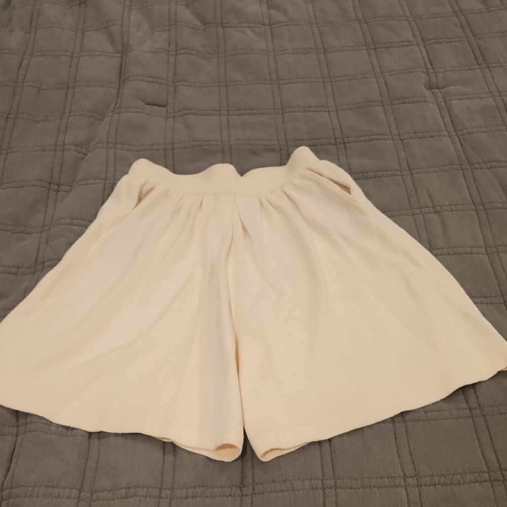 Elegant High Waist Cream Women's Shorts